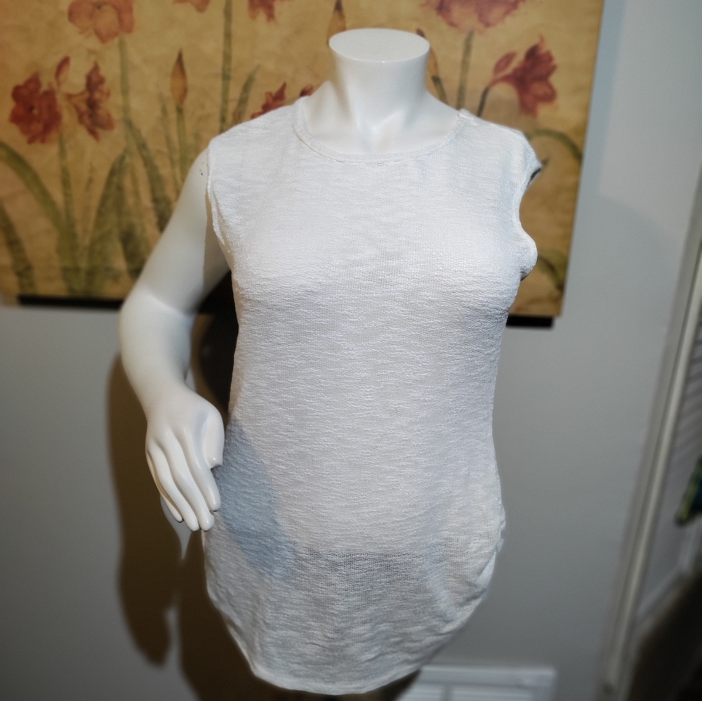 Zenobia sleeveless sweater size 3X fits like a XL
